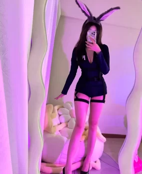 衢州性感年轻女郎