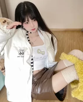 美腿丝袜扣卵奶茶逼