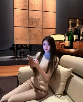 卓刀泉南路公寓妹妹