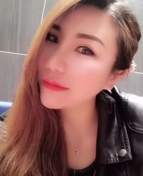 温柔御姐型，偶尔特别骚