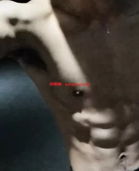 临沂高颜值身材好的舞蹈生小哥