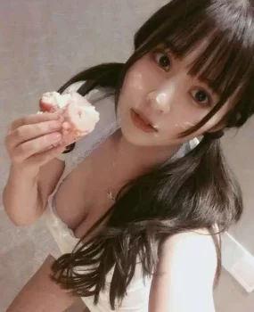 胸大又听话的性感极品湖南小妹身体很灵活姿势多多